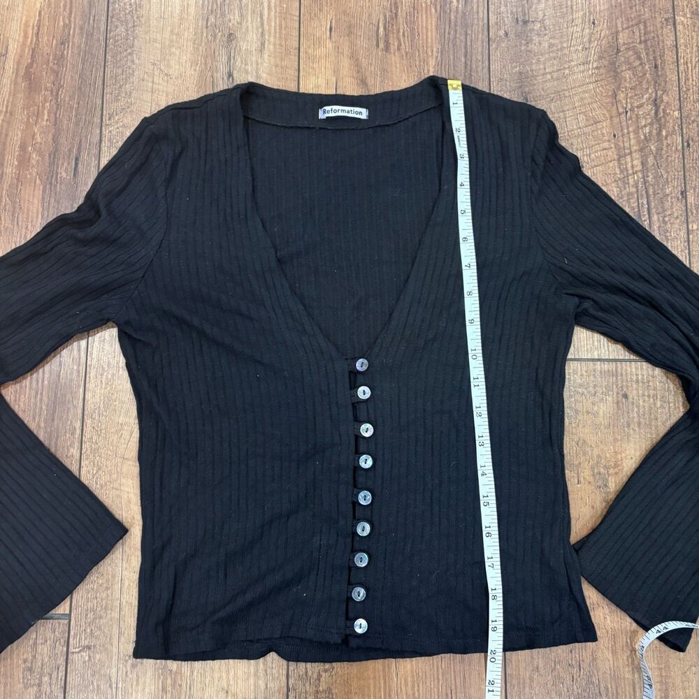 Reformation The Gellar Black Ribbed Button Front Bell Sleeve Crop Top Womens L - Picture 5 of 8